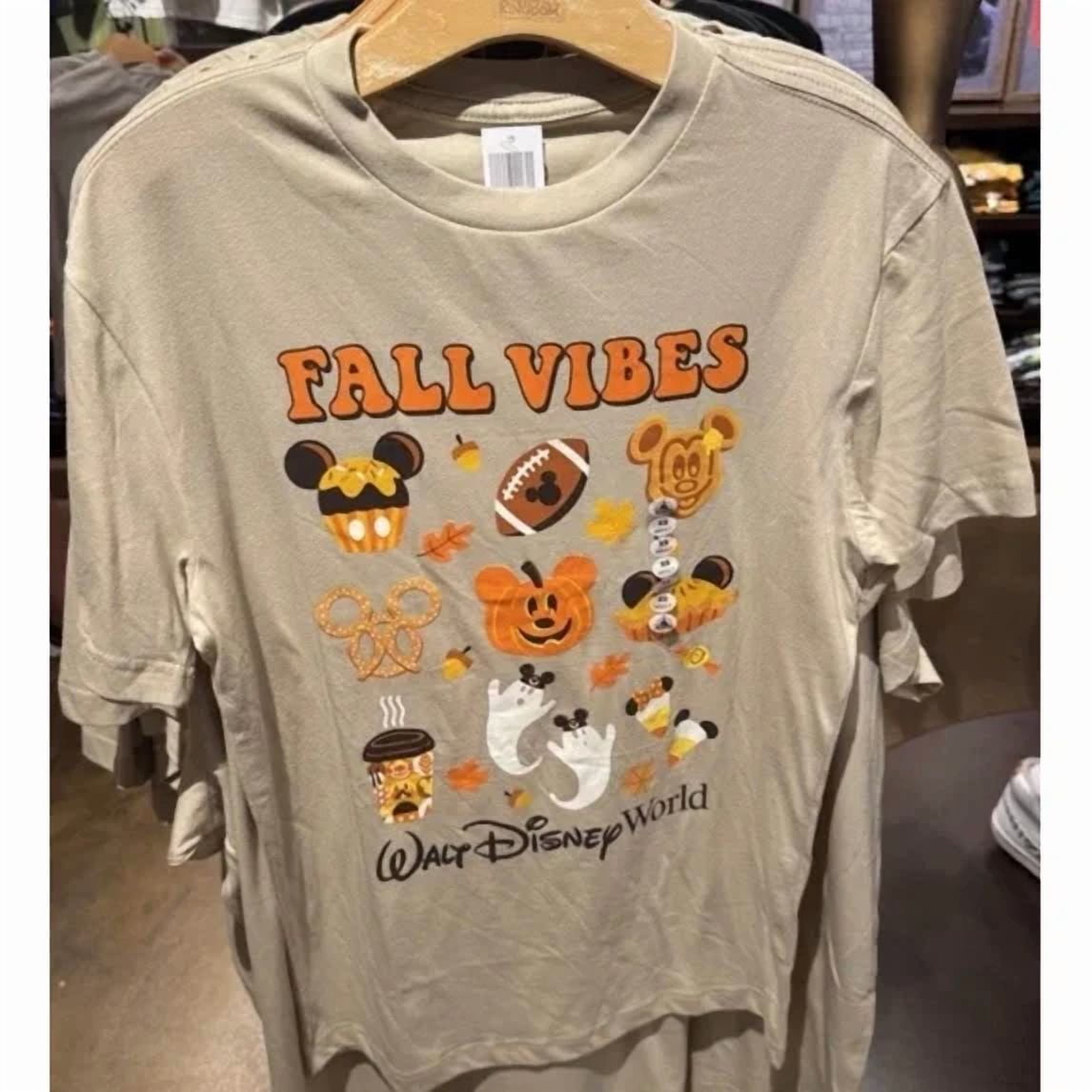 Disney Parks 2025 Halloween Mickey Fall Vibes T Shirt,Sand Color,Size 2XL