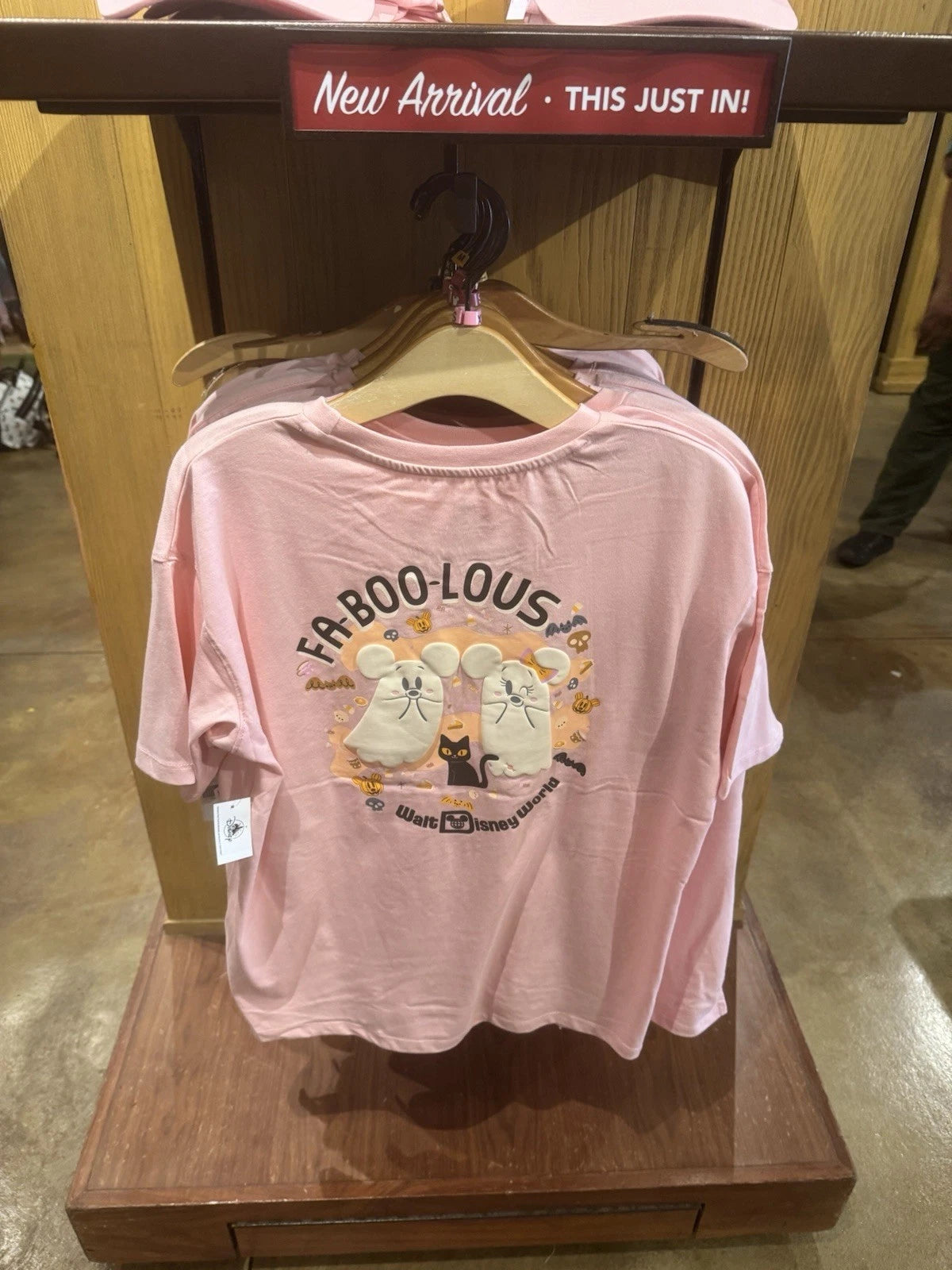 2025 Walt Disney World Halloween Mickey Minnie Ghost Fa boo lous Pink Shirt Xl