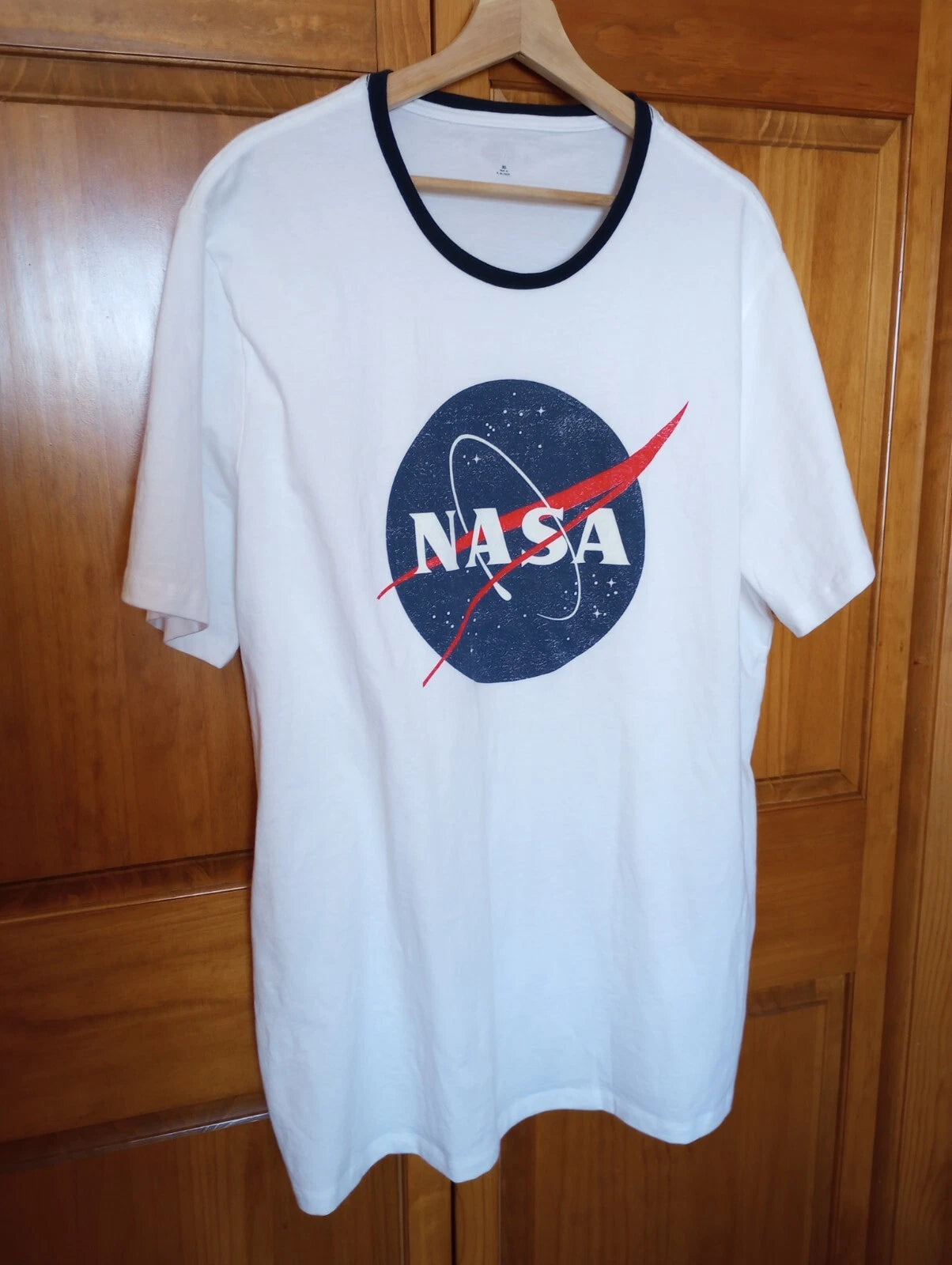 Mens Xxl New Without Tags Nasa Tee T shirt White With Blue Neckband Xxl 48 Chest